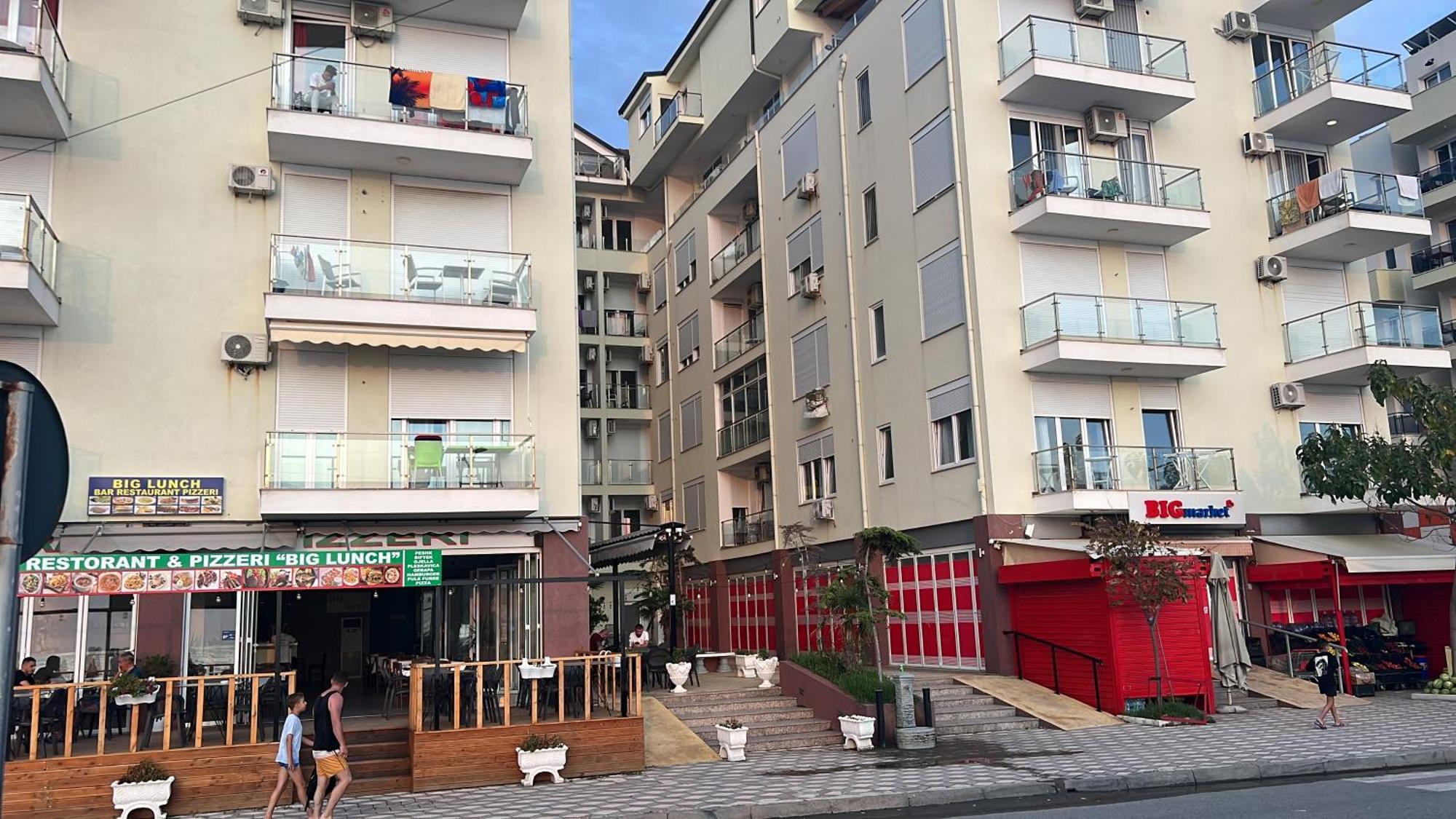 Shengjin Apartaments エクステリア 写真