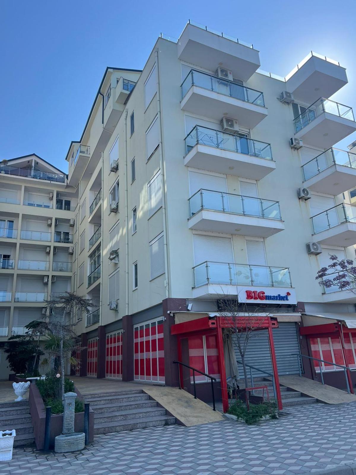 Shengjin Apartaments エクステリア 写真