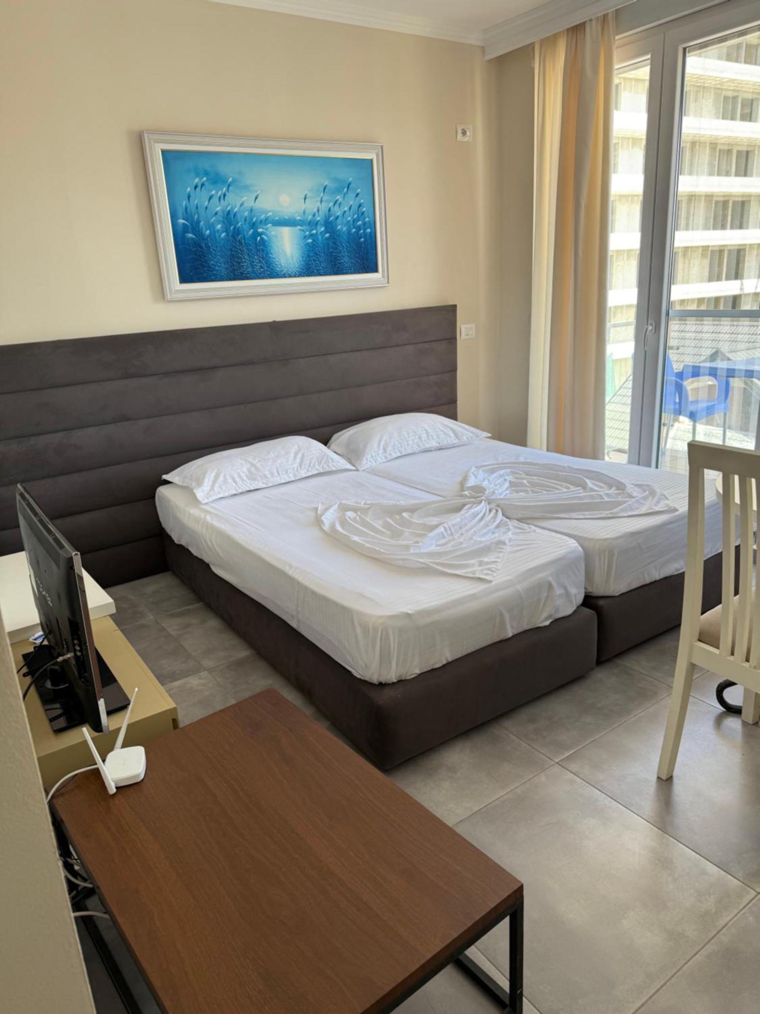 Shengjin Apartaments エクステリア 写真