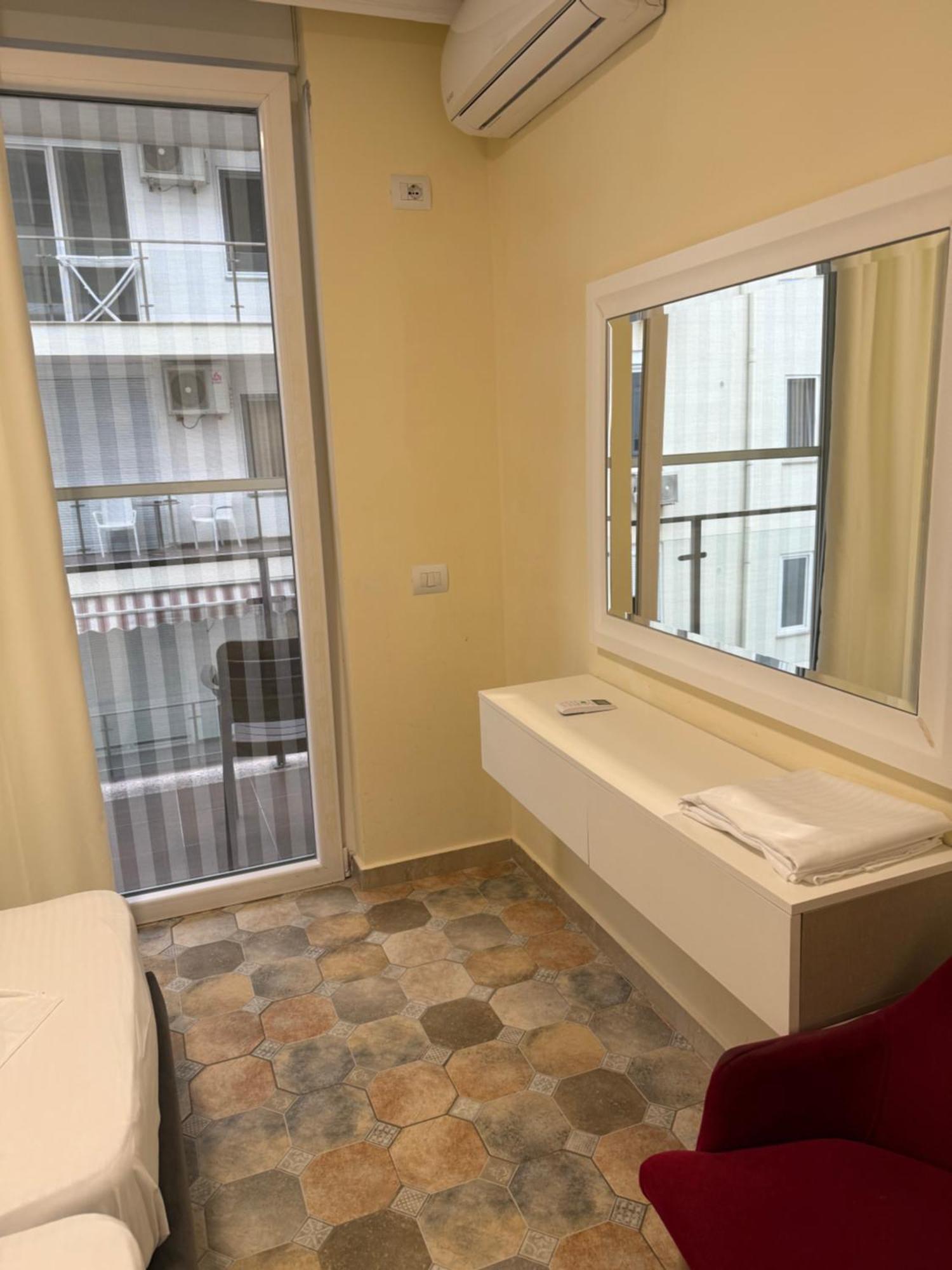 Shengjin Apartaments エクステリア 写真